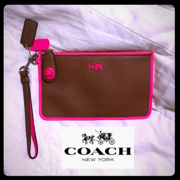 NWT👛Coach👛Butter Leather Wristlet